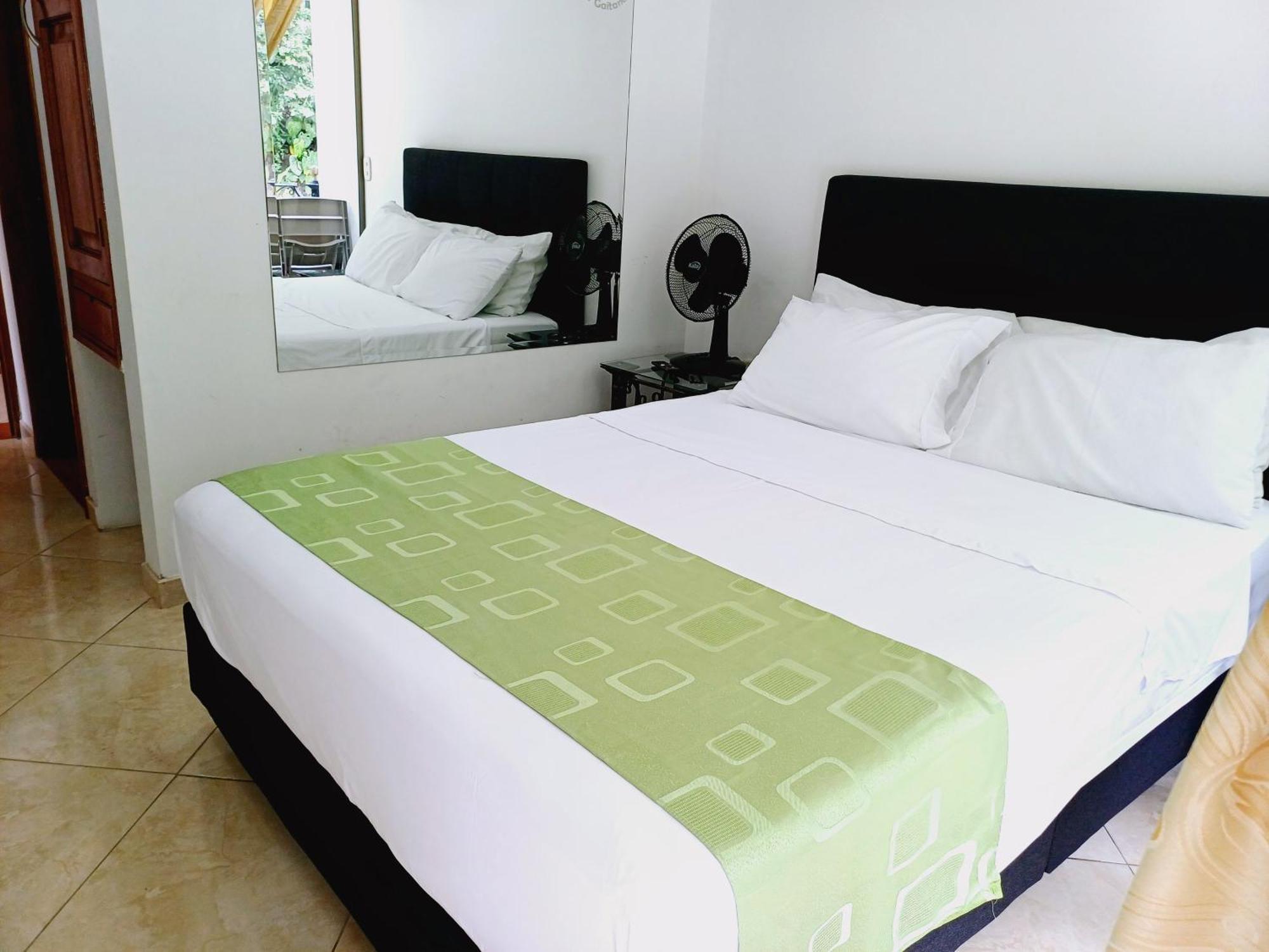 Hotel Campestre La Gaitana Tobia Ngoại thất bức ảnh