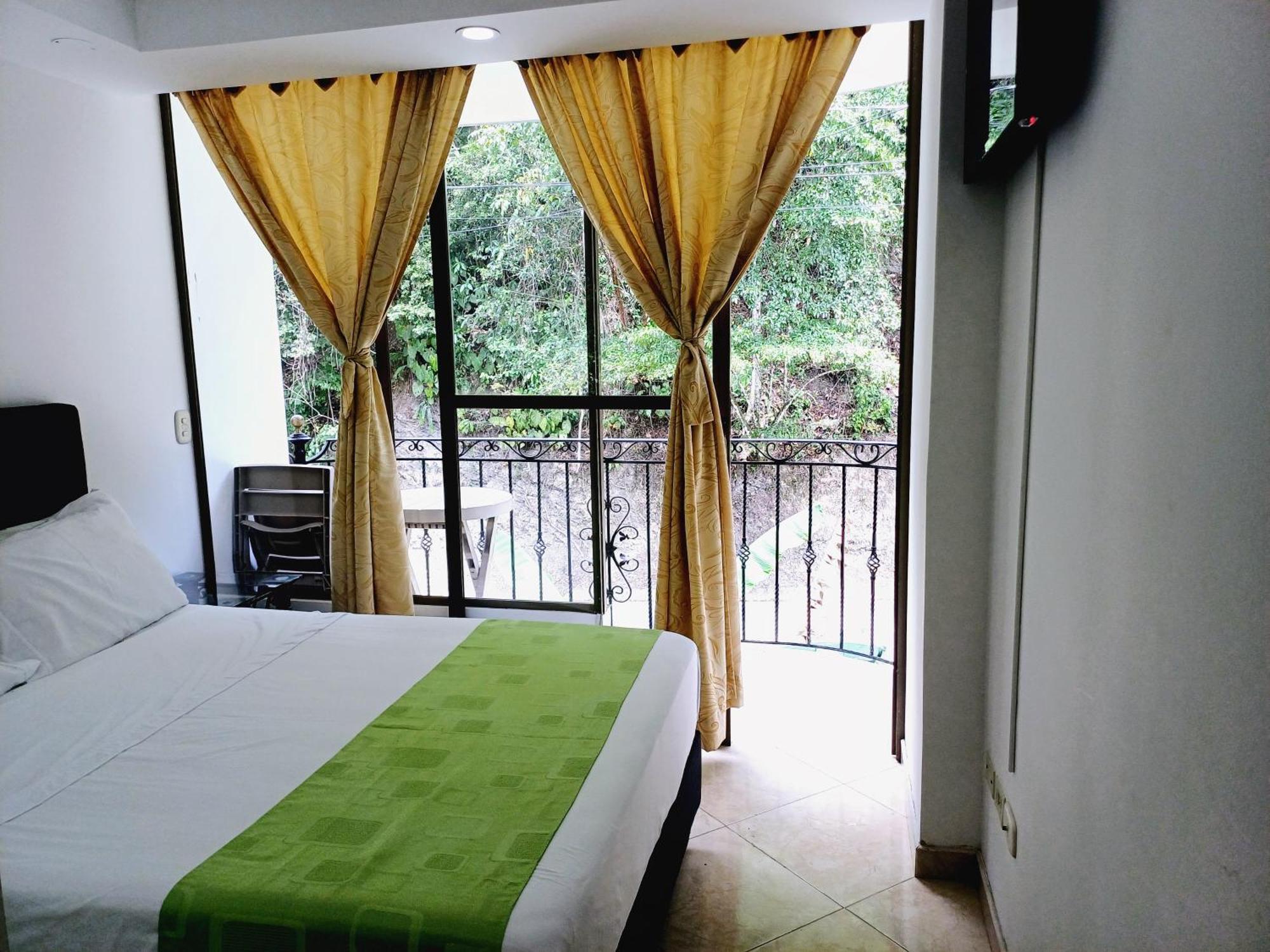 Hotel Campestre La Gaitana Tobia Ngoại thất bức ảnh