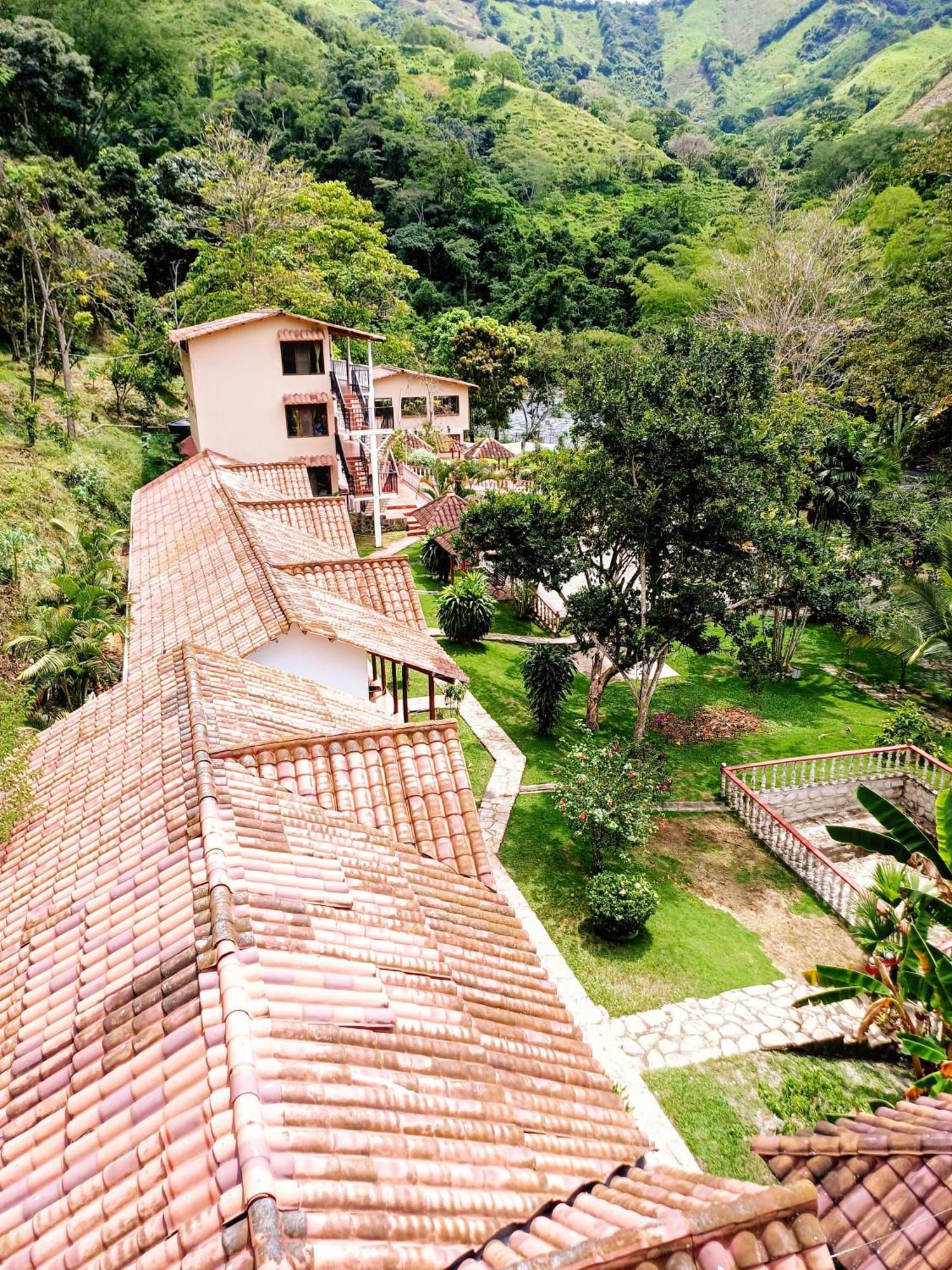 Hotel Campestre La Gaitana Tobia Ngoại thất bức ảnh