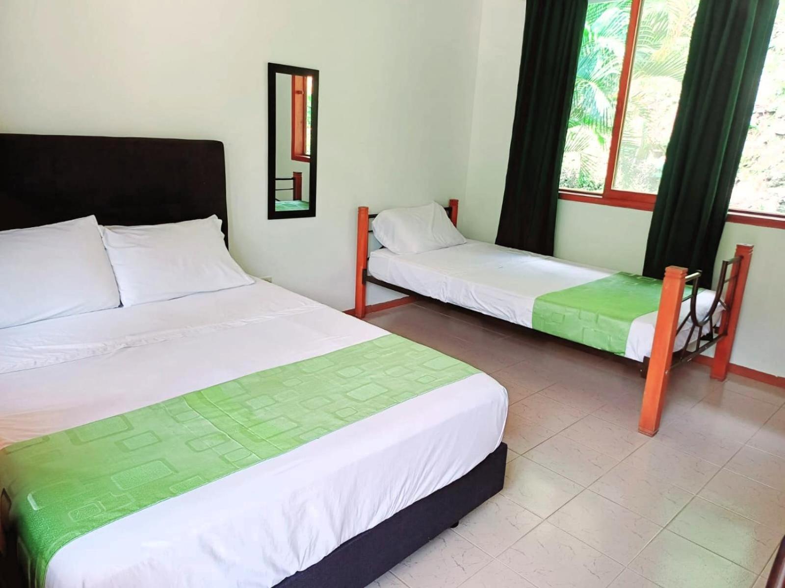 Hotel Campestre La Gaitana Tobia Ngoại thất bức ảnh