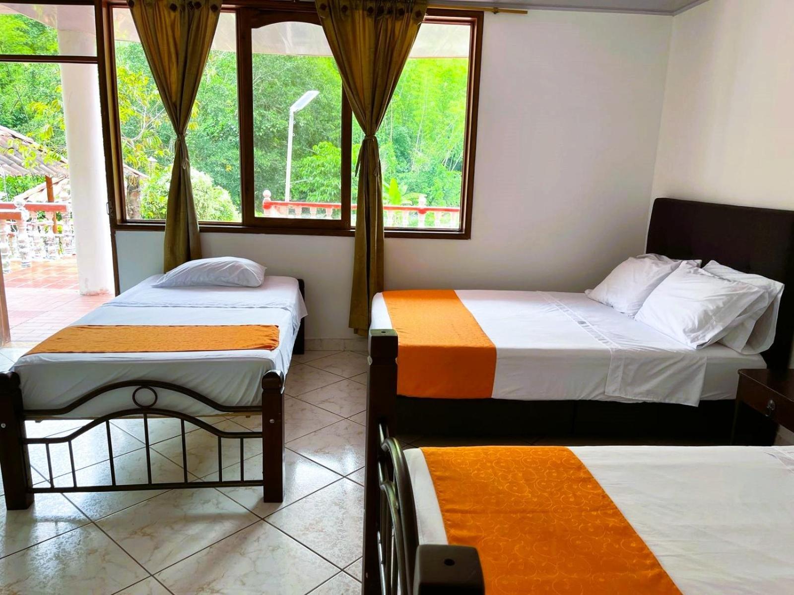 Hotel Campestre La Gaitana Tobia Ngoại thất bức ảnh