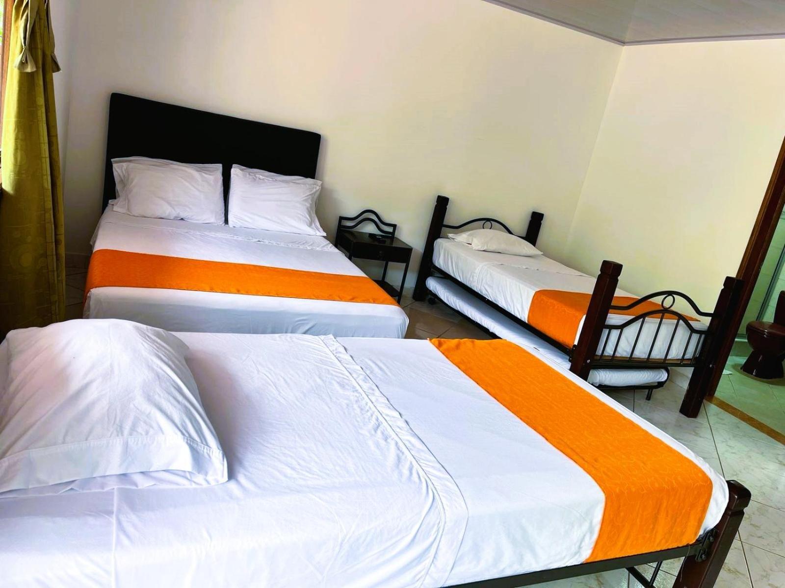 Hotel Campestre La Gaitana Tobia Ngoại thất bức ảnh